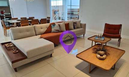 Casa de 286m² em terreno de 462m² no Altaville, Pouso Alegre. 3 suítes, piscina aquecida, 4 vagas cobertas e área gourmet