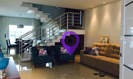 Casa à venda em Pouso Alegre/MG. 315m², 3 dormitórios (1 suíte), 4 vagas, área gourmet e sauna. Excelente localização próxima ao Fórum e CIMED