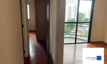 Ótima localização, 2 vagas, aceita pet, 3 dormitórios, 1 suíte, sala com varanda