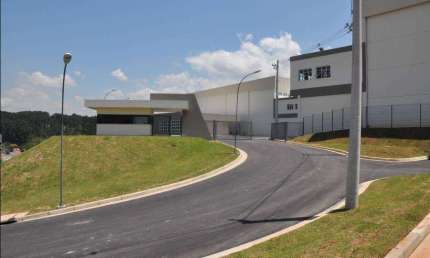Galpão para locação em Itapevi com 1085 m² em Condomínio fechado