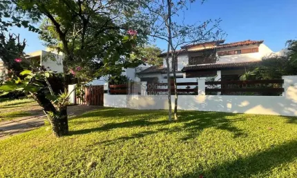 Casa Duplex na Barra da Tijuca no condomínio Lafayette