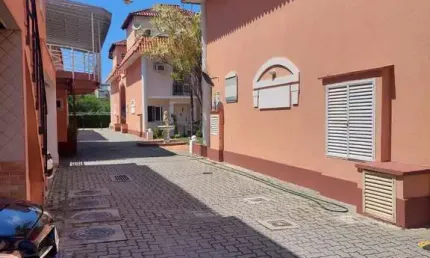 Casa no recreio triplex com 170m²  em condomínio fechado, próximo á praia com segurança 24h.