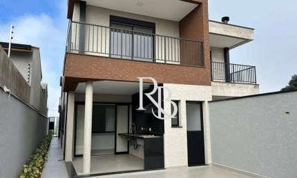 Belíssima Casa com 4 Suítes no Jardim dos Pinheiros – Atibaia
