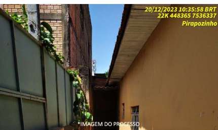 Prédio residencial e comercial área 600m² - Centro - Pirapozinho/SP