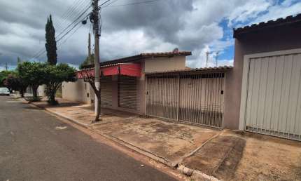 Casa 227,80m² - Núcleo Habitacional Antônio Lorenzetti, Macatuba SP