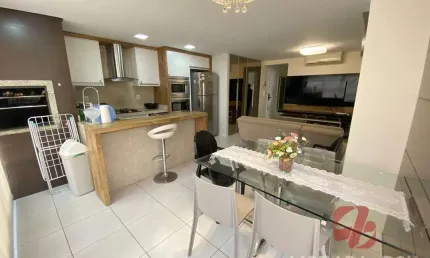 Apartamento 2 dormitórios e 1 vaga em meia praia-Itapema
