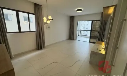 Apartamento com 3 quartos para alugar em Meia Praia, Itapema 