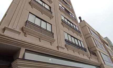 Apartamento com 2 quartos para alugar em Meia Praia, Itapema 