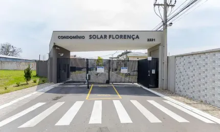 Terreno em condomínio fechado à venda na Rua Nicola Pellanda, 3331, Umbará, Curitiba por R$ 352.000