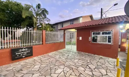 Apartamento com 2 quartos à venda na Rua Filósofo Huberto Rohden, 2780, Sítio Cercado, Curitiba por R$ 250.000