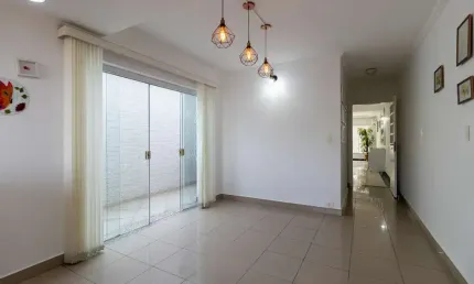 Elegante sobrado para venda em Parque Jabaquara com 3 quartos, sendo 3 suítes, 271m²