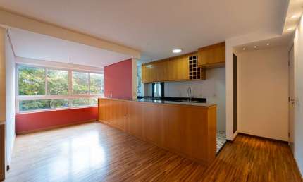 Aconchegante apartamento tipo para venda com 2 quartos, sendo 1 suíte, 61m²