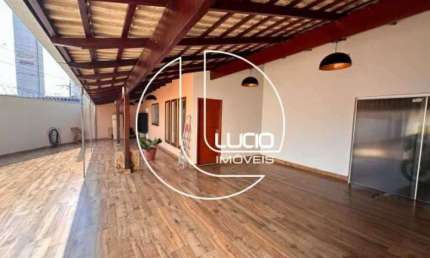 Casa com 3 quartos à venda na Rua Brasiliense, Calixtolândia, Anápolis, 246 m2 por R$ 650.000