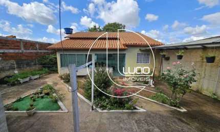 Casa com 4 quartos à venda na Rua 12, Village Jardim Anápolis, Anápolis, 313 m2 por R$ 550.000