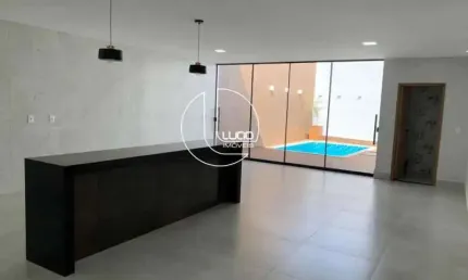 Casa com 3 quartos à venda na Rua 02, Residencial Valência, Anápolis, 220 m2 por R$ 800.000