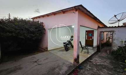Casa com 4 quartos à venda na Rua Duque de Caxias, Frei Eustáquio, Anápolis, 216 m2 por R$ 300.000