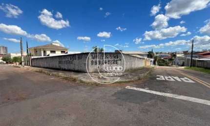 Terreno à venda na Rua Cedro, Residencial Araujoville, Anápolis, 770 m2 por R$ 700.000