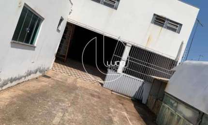 Barracão / Galpão / Depósito à venda na Rua 5, Vila Santa Isabel, Anápolis, 250 m2 por R$ 600.000