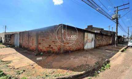 Terreno à venda na Avenida Oscar Niemeyer, Boa Vista, Anápolis, 358 m2 por R$ 350.000
