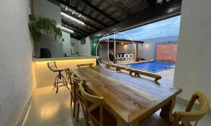 Casa com 3 quartos à venda na Rua S-070, Anápolis City, Anápolis, 190 m2 por R$ 900.000
