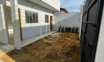 Casa com 3 quartos à venda na Avenida Independência, Residencial Flamboyant, Anápolis, 100 m2 por R$ 330.000
