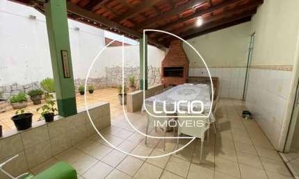 Casa com 4 quartos à venda na Alameda dos Eucaliptos, Vila Santa Isabel, Anápolis, 243 m2 por R$ 630.000