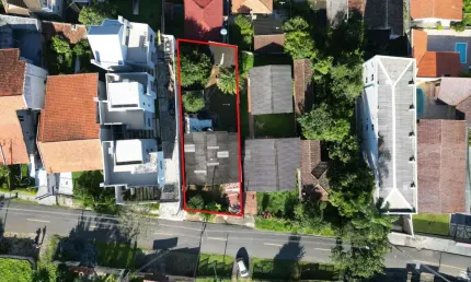 Terreno à venda na Rua Barão de Studart, 85, Vista Alegre, Curitiba