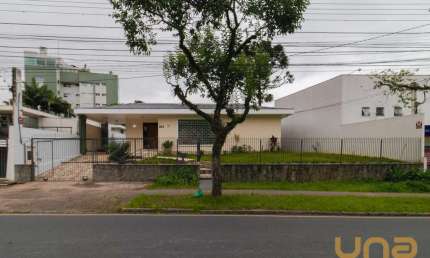TERRENO/ÁREA COM 718,80m² - ÁGUA VERDE - REF 5906-RAZÃO