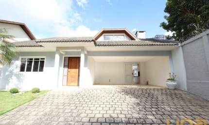 Casa em condominio em SANTA FELICIDADE com 208,39 m²