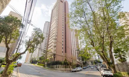 Apartamento no AGUA VERDE de 387,06 m²  - 40654.001-GL