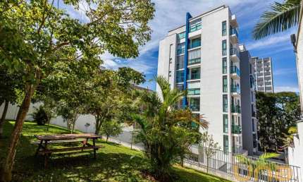 Apartamento no Mercês de 197 m² com 2 quartos  - 210366-I2