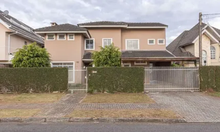 Sobrado no Santa Felicidade de 164,20 m² com 3 quartos  - 9473