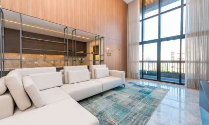 Apartamento com 2 quartos no bairro Batel, próximo a Praça do