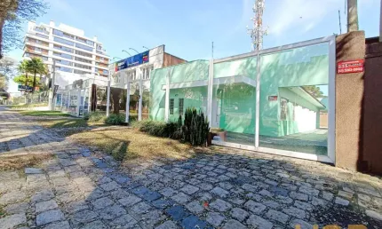 Casa para alugar na Rua Desembargador Otávio do Amaral, 473, Bigorrilho, Curitiba