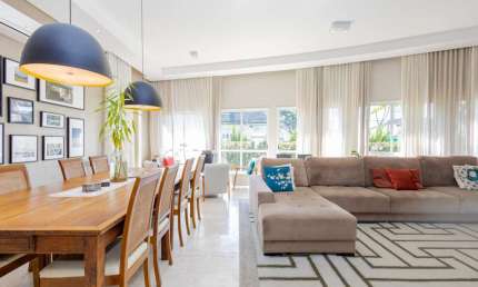 Casa com 4 quartos à venda na Rua Eduardo Sprada, 3801, Campo Comprido, Curitiba