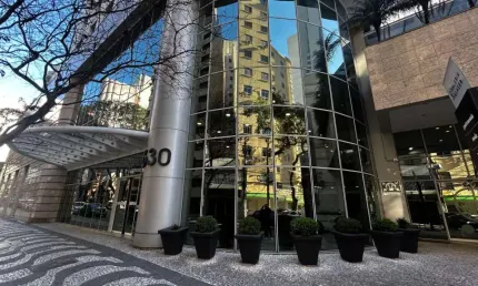 Sala comercial para alugar na Rua Visconde do Rio Branco, 1630, Centro, Curitiba