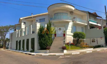 Casa em condomínio fechado com 4 quartos à venda na Rua Casaca de Couro, Tremembé, São Paulo por R$ 4.000.000