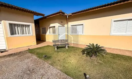 Casa com 2 quartos à venda no Balneário dos Golfinhos, Caraguatatuba 