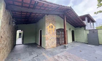 Casa com 3 quartos à venda no Balneário Praia do Pernambuco, Guarujá  por R$ 650.000