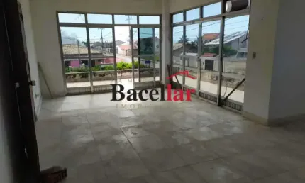 Casa com 5 quartos à venda na Avenida Maysa, Guaratiba (Ponta Negra), Maricá, 354 m2 por R$ 1.490.000