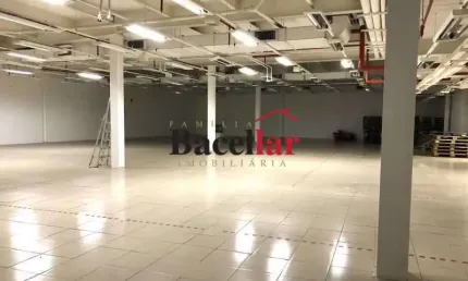 Ponto comercial para alugar na Rua Buenos Aires, Centro, Rio de Janeiro, 2000 m2 por R$ 99.000