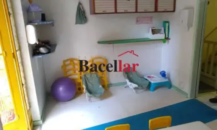 Prédio à venda na Rua Maria Amália, Tijuca, Rio de Janeiro, 180 m2 por R$ 849.000