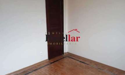 Apartamento com 2 quartos à venda na Rua Surui, Braz de Pina, Rio de Janeiro, 56 m2 por R$ 87.000