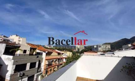 Casa em condomínio fechado com 3 quartos à venda na Rua Caruaru, Grajaú, Rio de Janeiro, 130 m2 por R$ 830.000