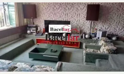 Apartamento com 3 quartos à venda na Rua Clóvis Beviláqua, Tijuca, Rio de Janeiro, 180 m2 por R$ 890.000