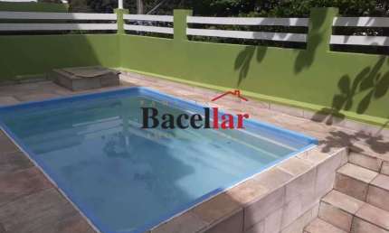 Casa em condomínio fechado com 6 quartos à venda na Rua São Miguel, Tijuca, Rio de Janeiro, 132 m2 por R$ 900.000