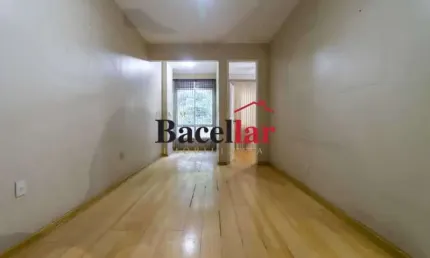 Apartamento com 3 quartos à venda na Rua Martins Pena, Tijuca, Rio de Janeiro, 100 m2 por R$ 690.000