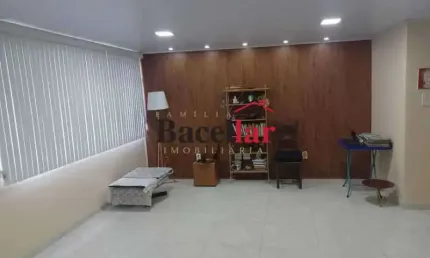 Apartamento com 3 quartos à venda na Avenida Maracanã, Maracanã, Rio de Janeiro, 180 m2 por R$ 680.000