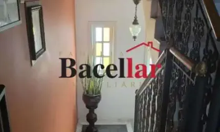 Casa em condomínio fechado com 4 quartos à venda na Rua Professor Santos Moreira, Camorim, Rio de Janeiro, 327 m2 por R$ 850.000