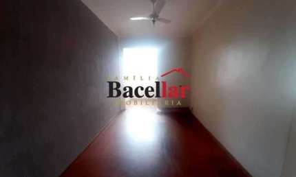 Apartamento com 2 quartos à venda na Rua Jorge Rudge, Maracanã, Rio de Janeiro, 55 m2 por R$ 260.000